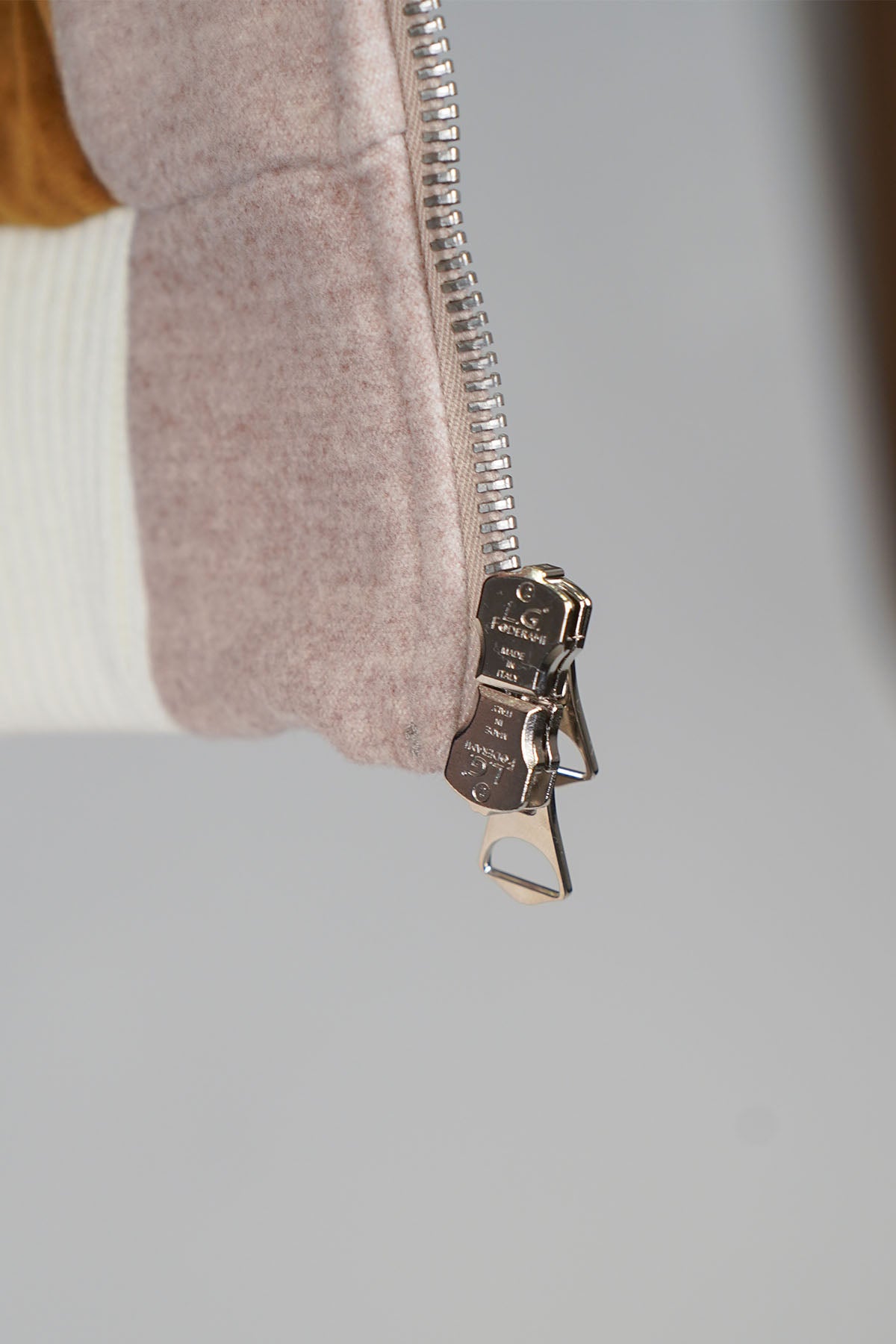 Smanicato OKURA - Crema