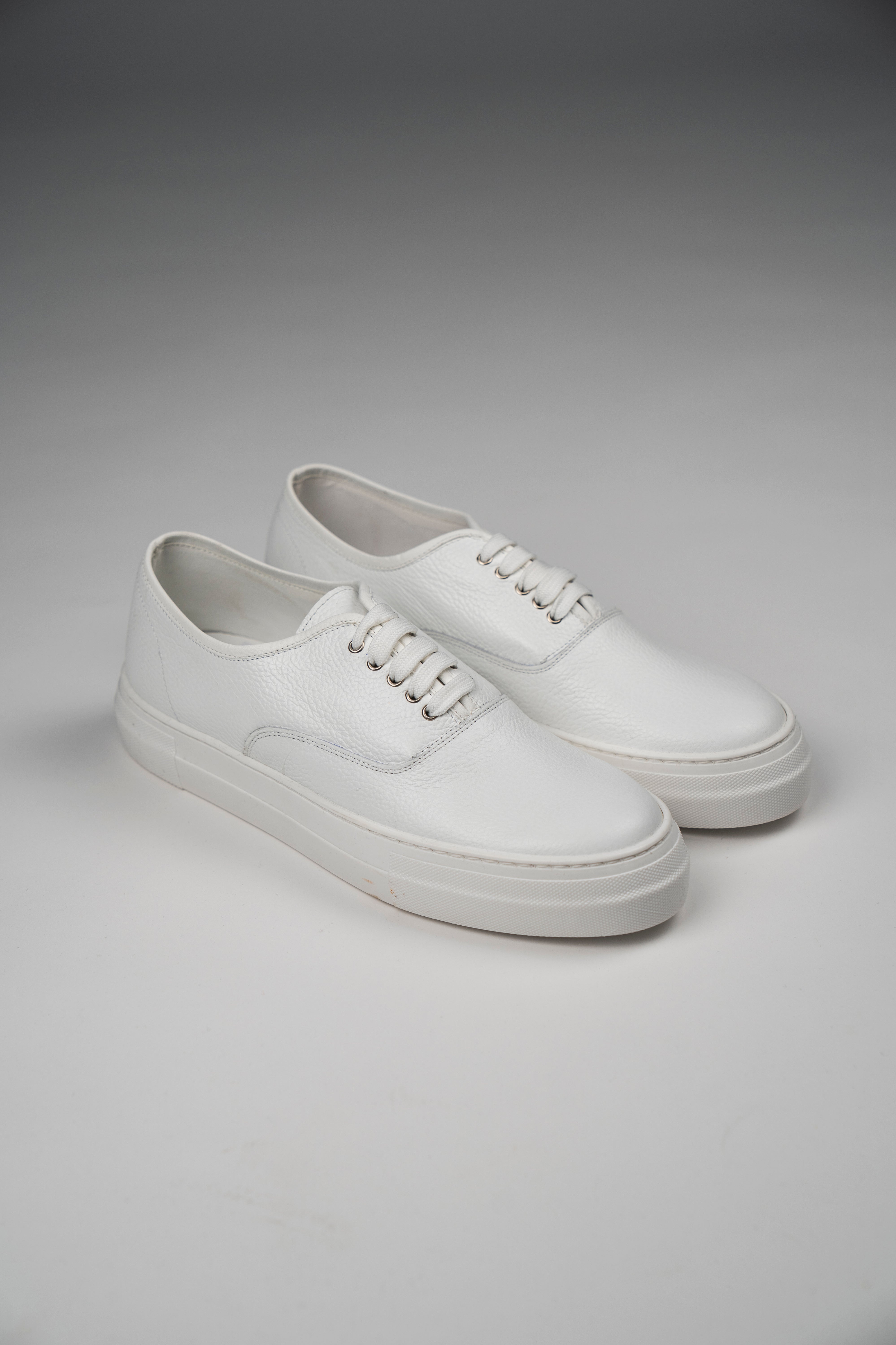 Sneakers SNEAK