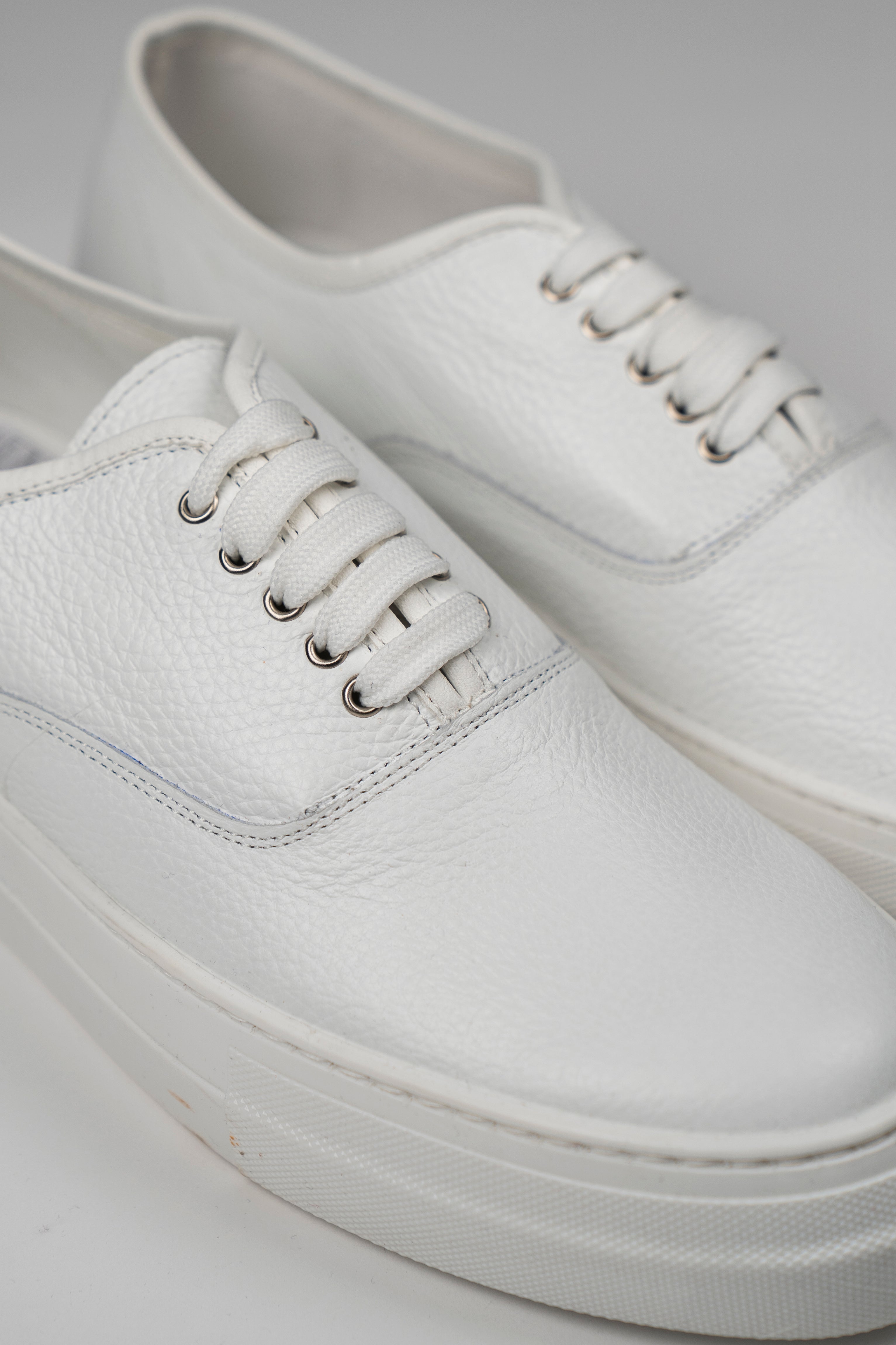 Sneakers SNEAK