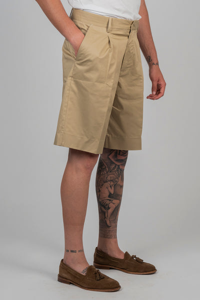 Pantalone Corto AKIRA Short