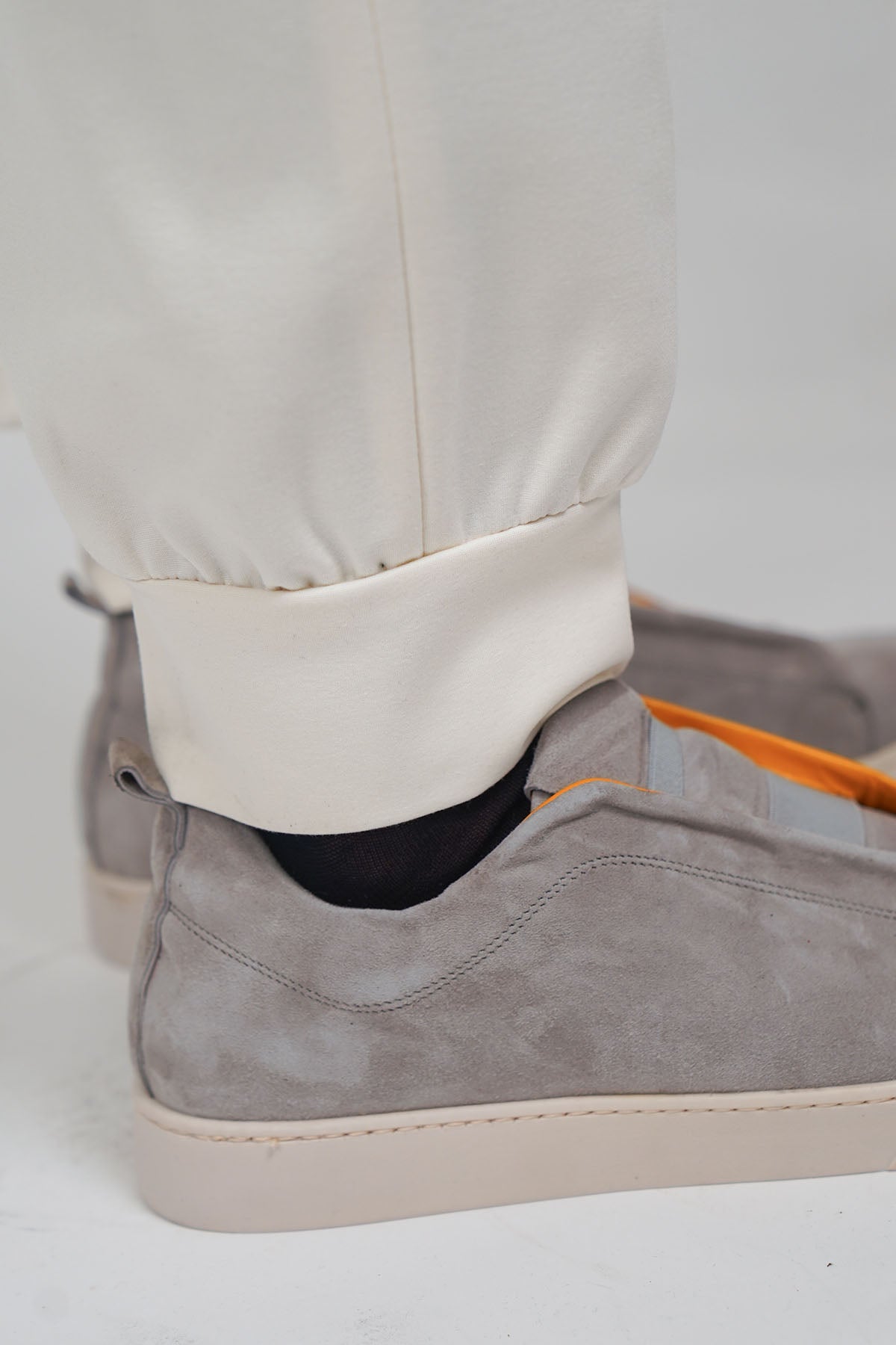 Sneakers 3 ELASTICI Camoscio Grigio Fondo Ambra